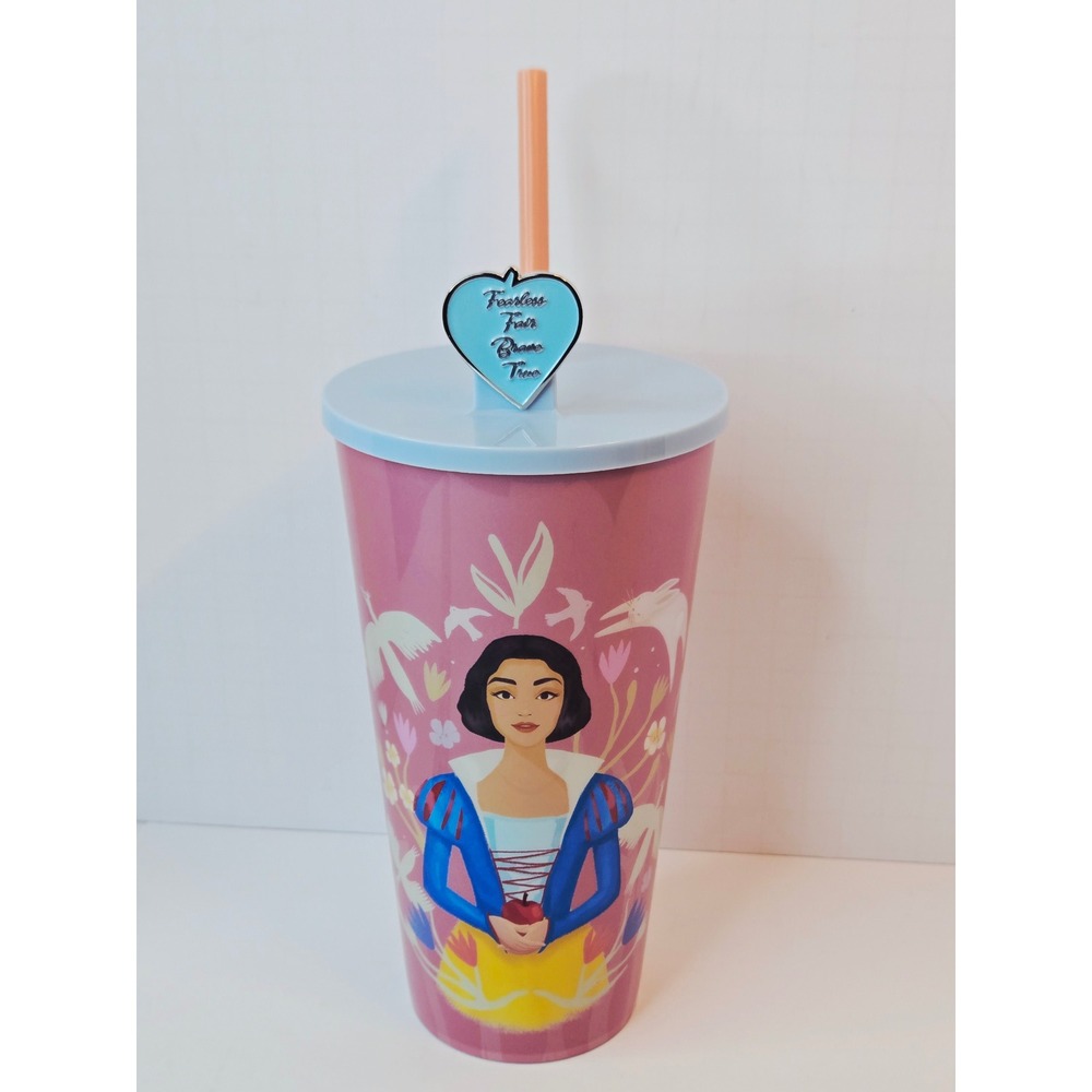 Disney Snow White AMC Theatres 32oz Plastic Tumbler Cup Fearless Fair Brave True